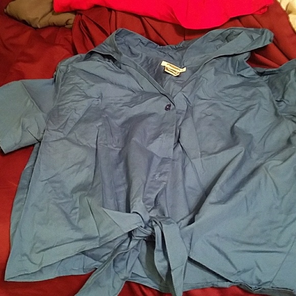 Talbots tie at the waist blue shirt - Picture 2 of 2